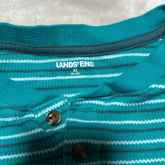 Husky size xl long sleeve shirt - Picture 2 of 2